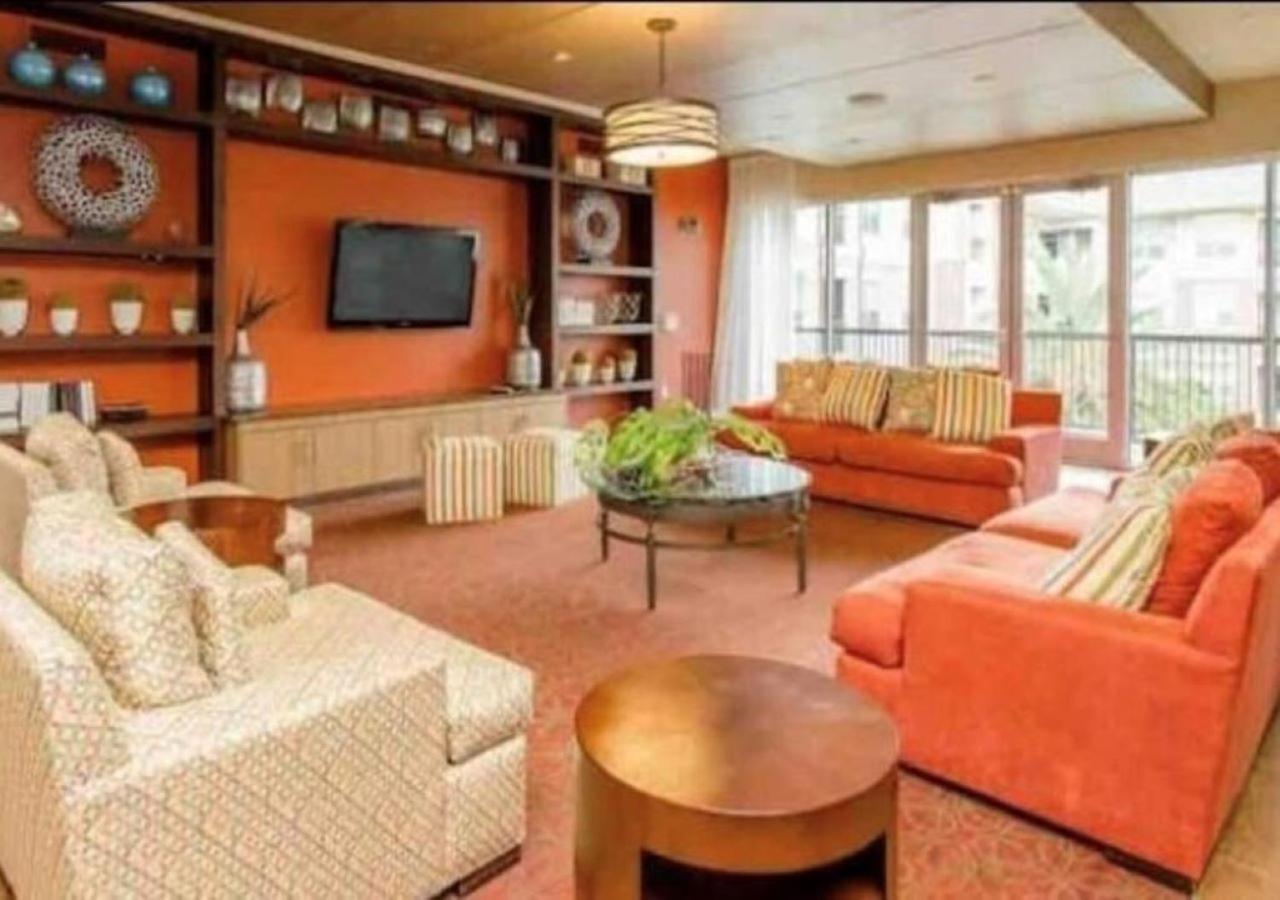 Inviting 2Br - Gym, Pool, Biz Center & Free Parking! Walk 2 Nrg Stadium! Near Med Ctr, Galleria, & Rice Village Houston Eksteriør billede
